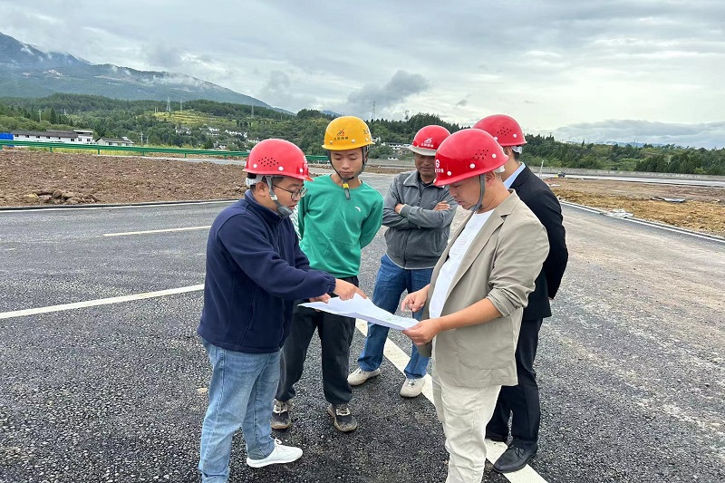 护航“双节”丨凯时尊龙人生就是博集团开展安全大检查